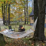Tree-Lined Pocono Lake Cabin, Game Room On-Site!