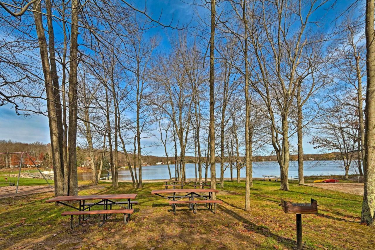 Tree-lined Pocono Cabin, Game On-site! *